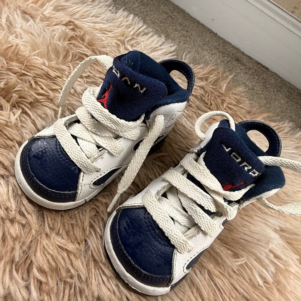 Toddler Air Jordan 6 Retro shoe  "Olympic" colorway